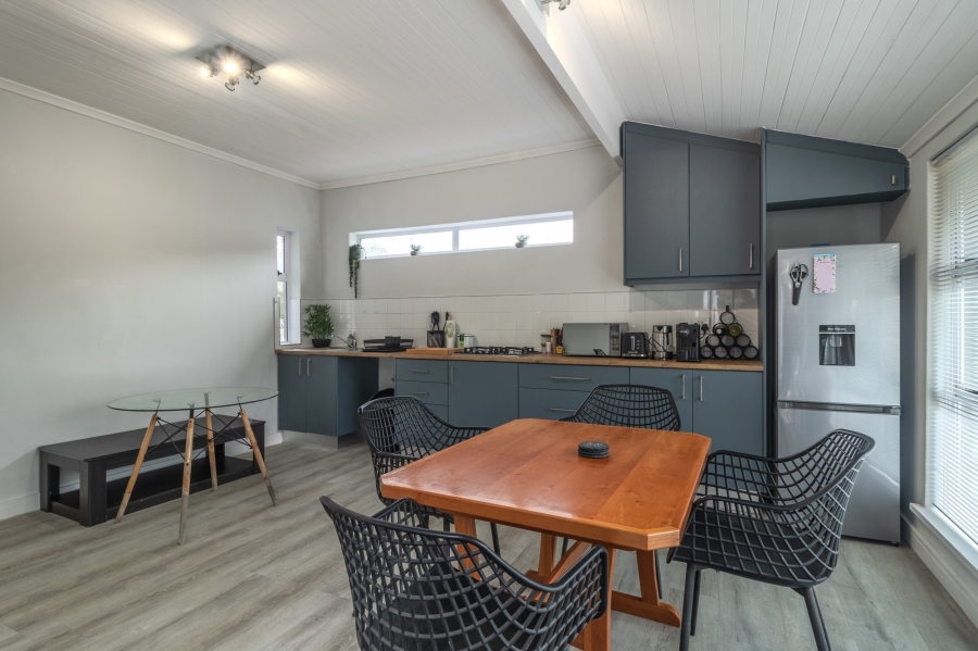 4 Bedroom Property for Sale in Schoongezicht Western Cape
